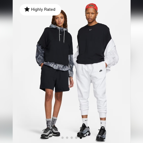 Nike Sportswear Essential Boxy T-Shirt- XL - Picture 6 of 6